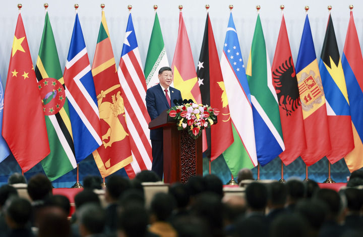 10月13日上午,国家主席习近平在北京国家会议中心出席全球妇女峰会开幕式并发表主旨讲话。新华社记者 丁海涛 摄.jpg